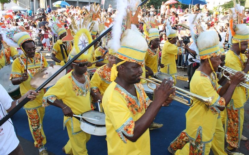 Le Carnaval de la Guadeloupe Fête des couleurs et des cultures