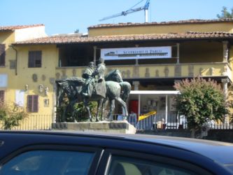 Fiesole (Florence) Statue équestre de la réunion de Teano entre Garibaldi et le roi Vittorio Emanuele II, Plaza Mino