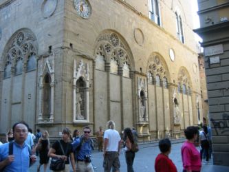 Via dei Calzauoli (menant de la cathédrale Duomo à la Piazza Signoria)