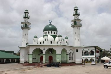 Mosquée Jinnah, Saint Joseph