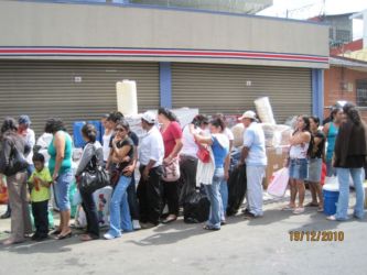 San José, distribution de cadeaux de Noël